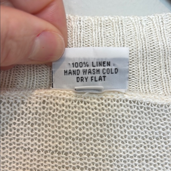 CP Shades Cream LinenV-Neck Sweater Lightweight Knit Relaxed Fit - Picture 3 of 4